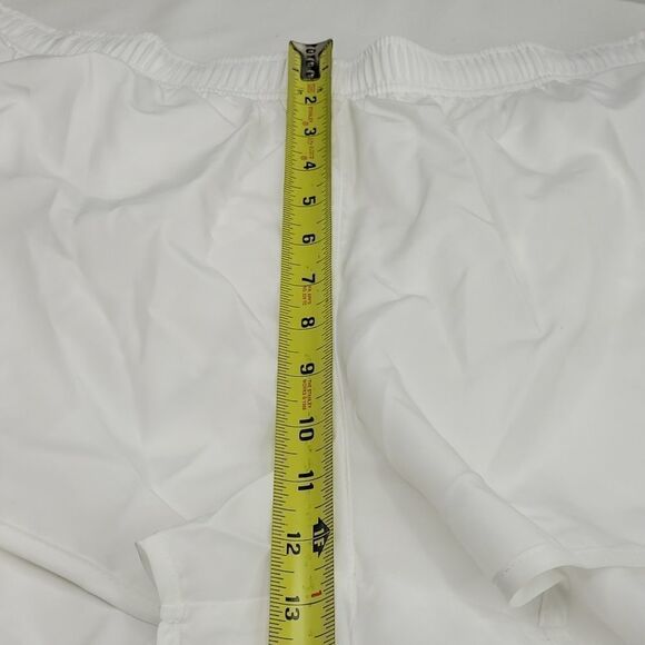 NEW XXL NIKE WOMEN'S WHITE TEMPO ATHLETIC SHORTS w/ attached panty 2X NWT - Picture 3 of 11